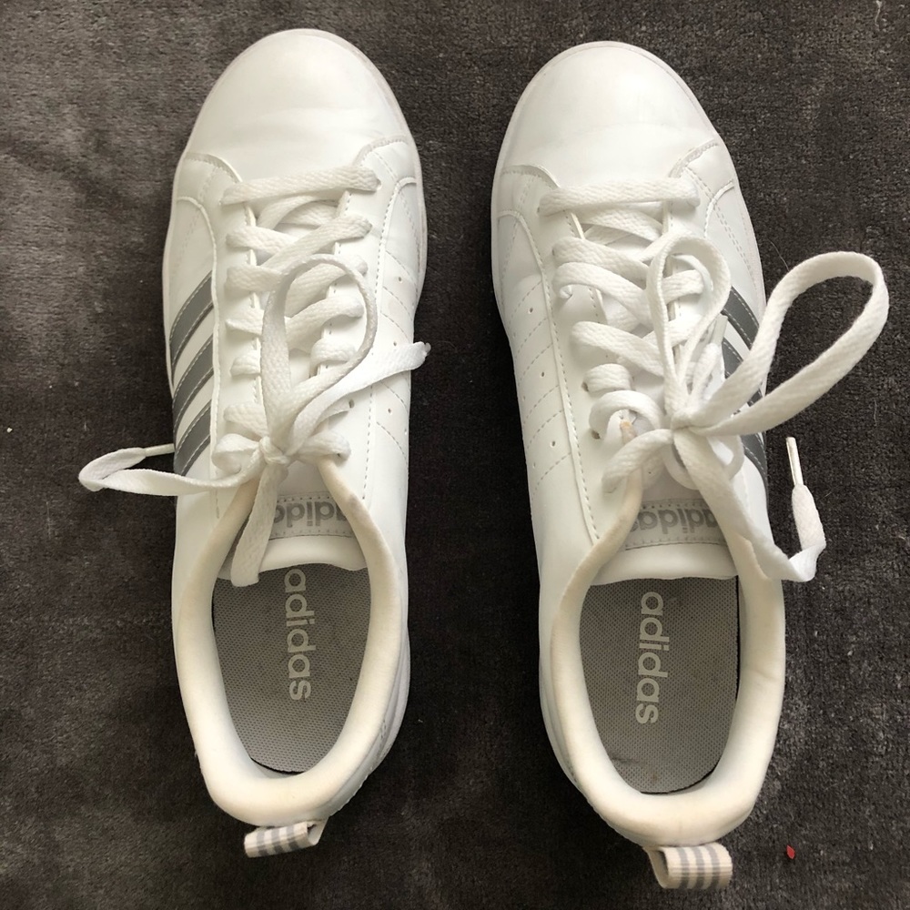 Adidas- Superstar sneakers in White with Silver Strips (Size US 8 Women)